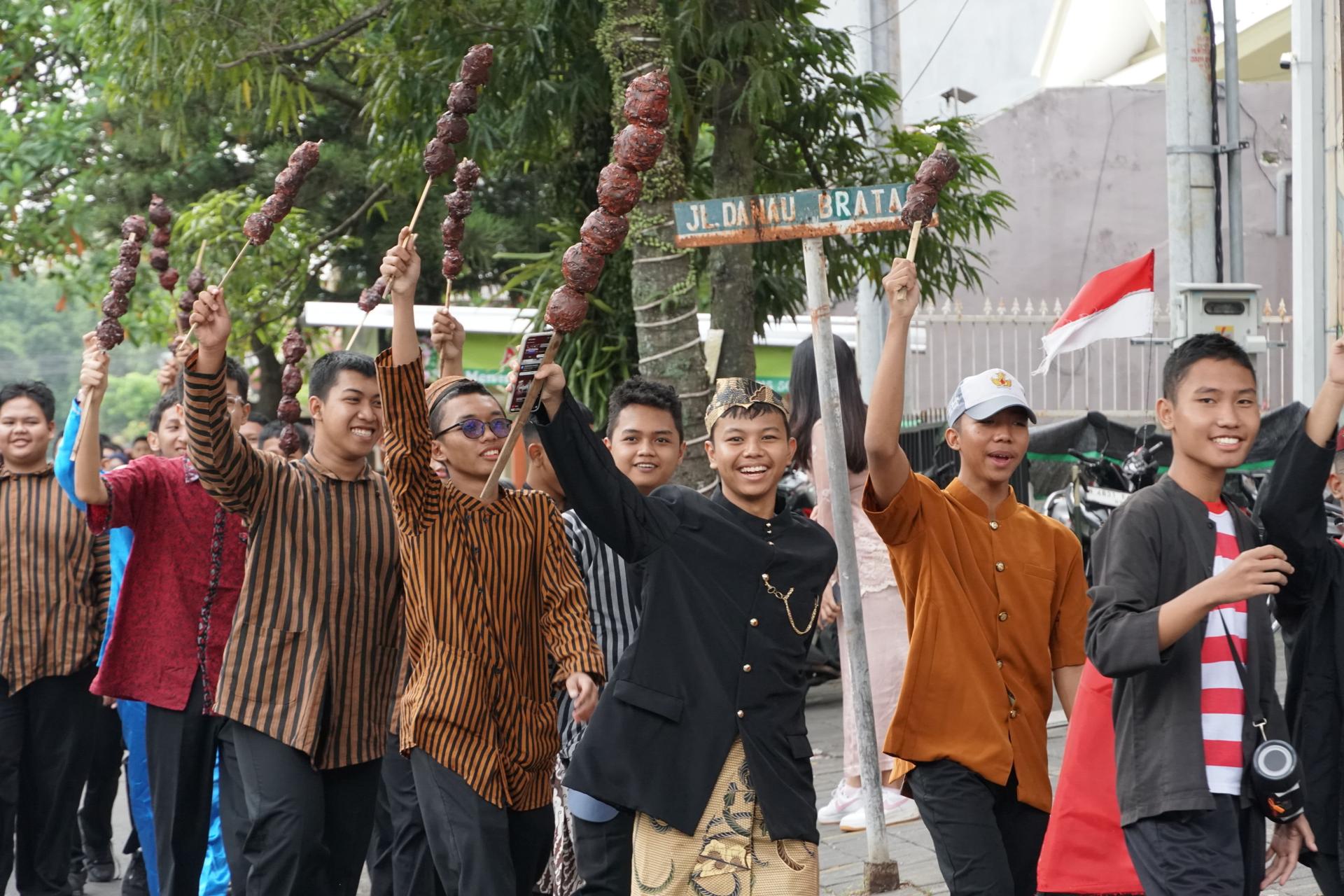 image-Mekar Kartini: Semangat Kesetaraan dalam Kreativitas Siswa